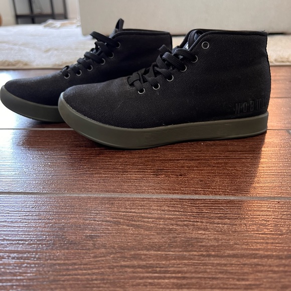 NoBull weight training shoes, mid tops - Picture 4 of 5